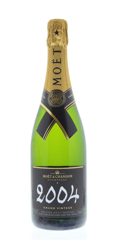 Moet & Chandon Grand Vintage Extra Brut 2004 | Wine.com