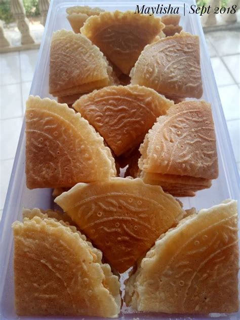 Resep Kue Kapit / kue Semprong oleh Maylisha | Recipe | Diy food recipes, Food receipes, Snack ...