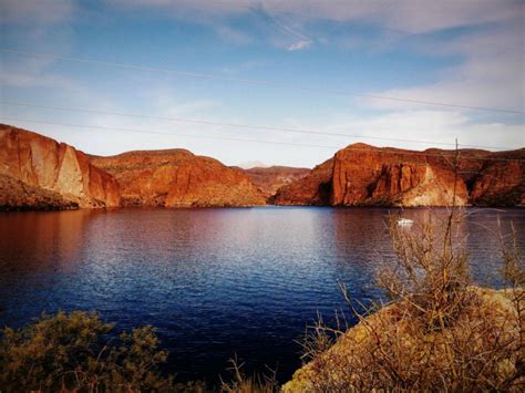 Canyon Lake, Arizona - Beautiful places. Best places in the world. Shut up and take me there!