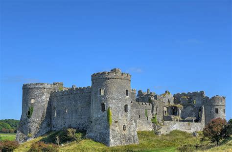 Carew Castle, Carew, United Kingdom - SpottingHistory