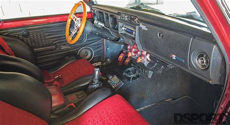 Datsun 510 Interior