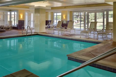 Staycation in Wichita With Kids | Hotels with Indoor Pools