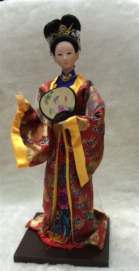 Chinese Old Figurine Dynasty Princess Dolls With Fan Kimono Gofun Dolls ...