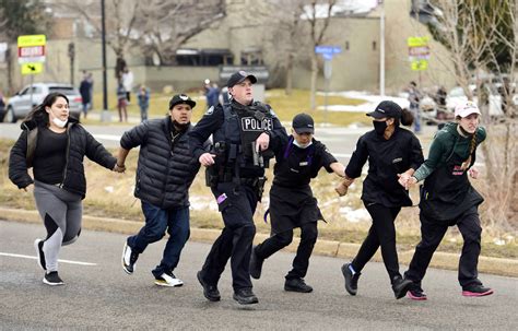 Boulder shooting at grocery leaves 10, including police officer, dead | Nation and World | News