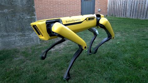 Boston Dynamics gives its robot dog a developer SDK | Engadget