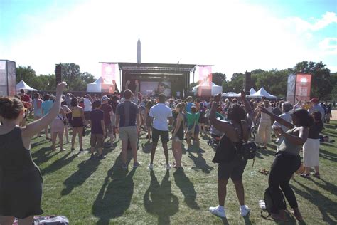 Guide to the Smithsonian Folklife Festival | Washington DC