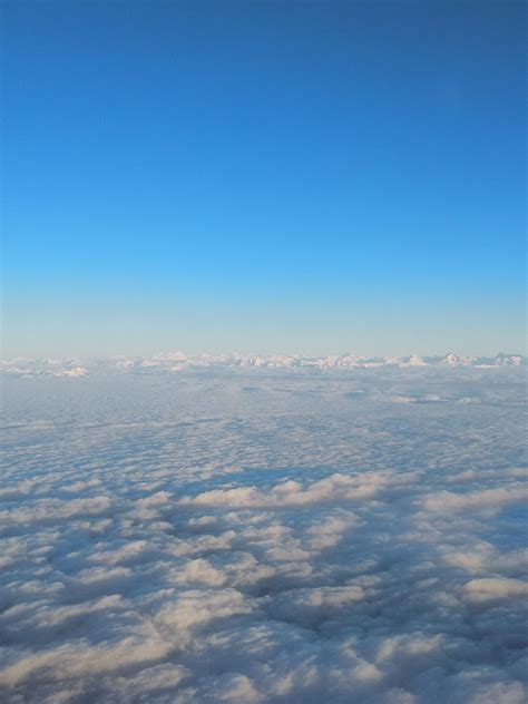 Flying over the Alps : r/SkyPorn