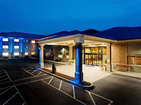 Hotels in Smithfield, RI | Holiday Inn Express & Suites Smithfield - Providence