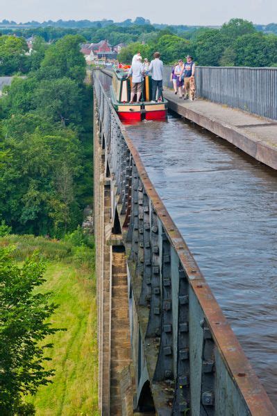 Don't look down. Pontcysyllte aqueduct in Wales. : r/europe