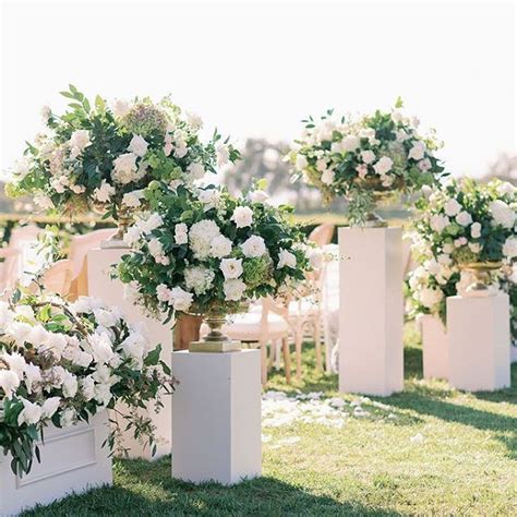 WEDDING CEREMONY FLOWERS | Outdoor wedding ceremony flowers, Wedding ...