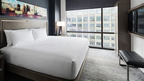 Spacious Jersey City Hotel Suites near NYC | Hyatt House Jersey City