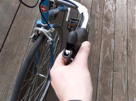 How to Change Road-Style Bicycle Brake Levers : 7 Steps (with Pictures ...