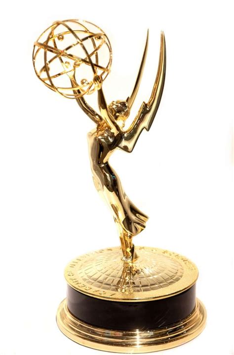 2018 Emmy Winners list: 'The Marvelous Mrs. Maisel' dominates the show ...