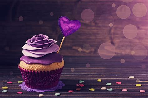 HD wallpaper: glare, background, the sweetness, cake, heart, Valentine's day | Wallpaper Flare