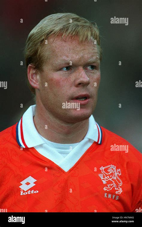 Ronald koeman of holland hi-res stock photography and images - Alamy