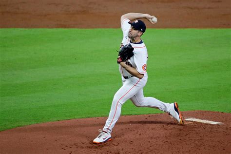 Justin Verlander Continues to Make Postseason History for the Houston ...