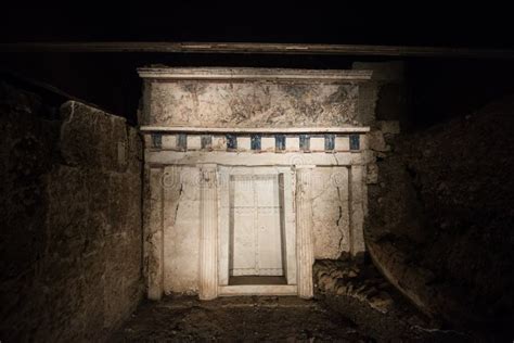 Philip II Tomb, King of Macedonia Editorial Photo - Image of king ...