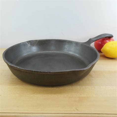 Wagner USA 1891 Original Cast Iron Skillet 11-3/4" Cast Iron Skillet, Cast Iron Pan, Bath ...