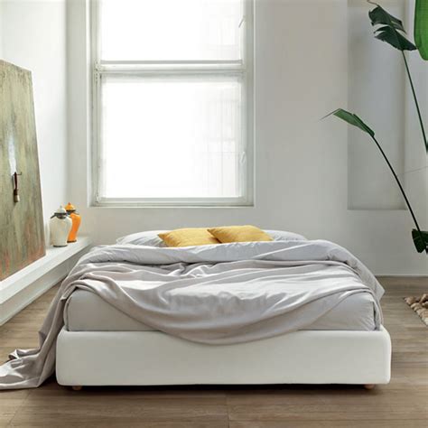 bed-without-headboard-white | Ηλιοστρώμ