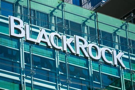 BlackRock Bond ETFs Hit $1T Mark | etf.com