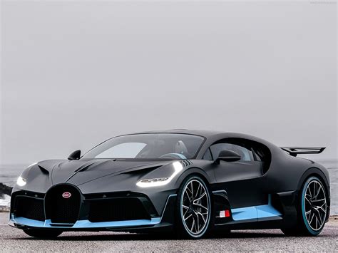 Bugatti Divo 2019: A €5-million track-focused hypercar - PakWheels Blog