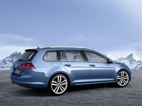 Volkswagen Golf Variant: first official photos out volkswagen_golf_tsi ...