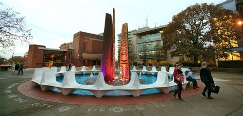 Should 50-year-old Centennial Square fountain be history? - Victoria Times Colonist