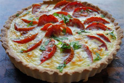 Healthy and Gourmet: Heirloom Tomato Tart