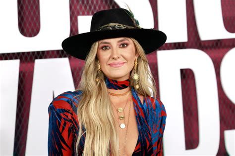 Lainey Wilson Goes Boho Chic in a Bell Bottom Jumpsuit at the 2023 CMT Awards in 2023 | Bell ...