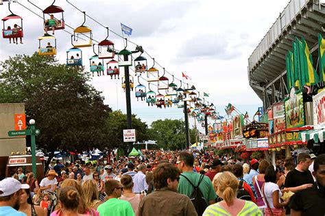 Governor Walker Kicks Off 165th Wisconsin State Fair » Urban Milwaukee