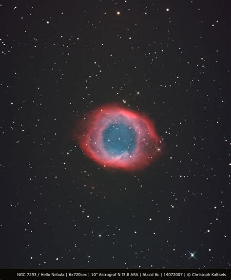 NGC 7293 / Helix Nebula | ESA/Hubble