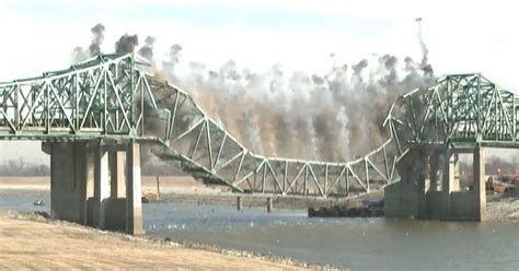 Watch: Demolition of Missouri Bridge