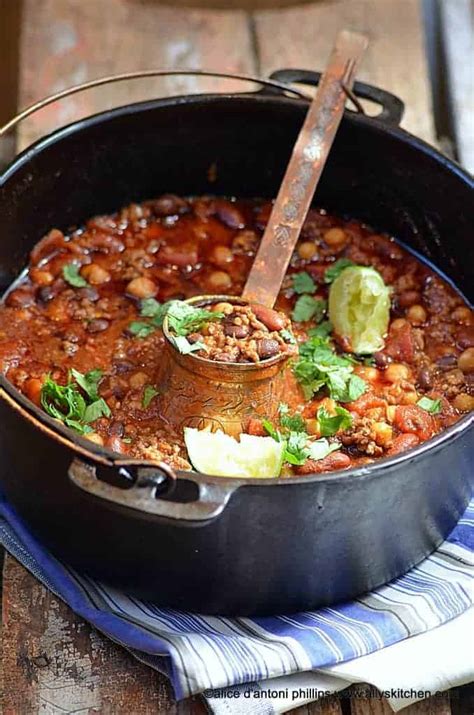 mexican chorizo chili | chroizo chili | chili recipes | mexican chili