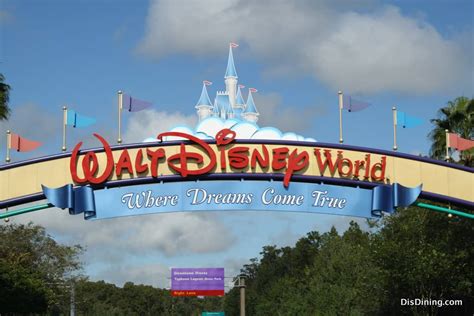 50 Tips For A Successful Walt Disney World Vacation | Disney Dining