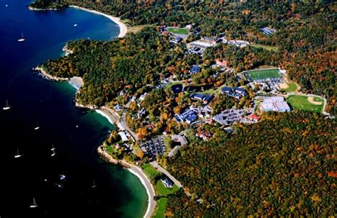 Endicott College Ranked #8 in "30 Amazing Colleges at the Beach ...