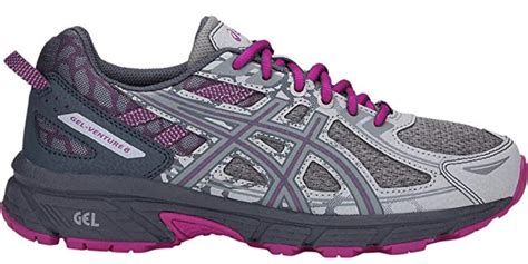 11 Best Walking Shoes for Flat Feet: Reviewed for 2021