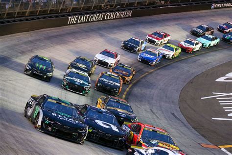 Does NASCAR’s Recent Years Reveal a Star-Power Shortage in the Sport ...