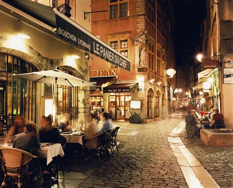 Nightlife in Lyon: Best Bars, Clubs, & More