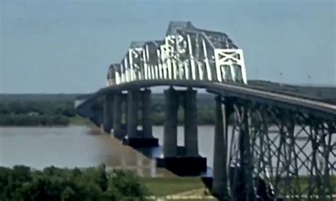 Color Video of the Huey P. Long Bridge Opened in 1935