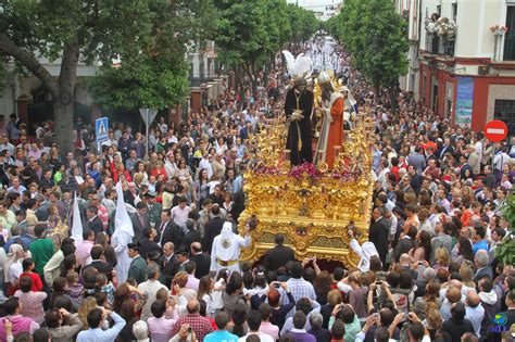 Gente y Costumbres: SEMANA SANTA DE SEVILLA. Una tradición histórica.