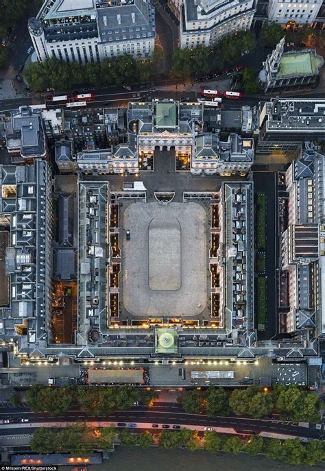 London landmarks pictured from above in stunning images | Daily Mail Online