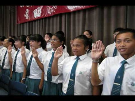 Swiss Cottage Secondary School Prefects' Investiture 2009 Part 3/7 - YouTube