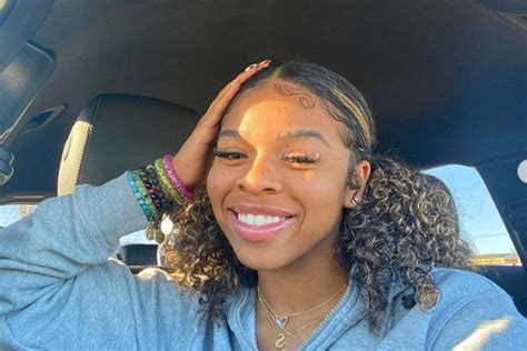 Shelomi Sanders Bio - Age, Daughter, Net Worth, Height, Instagram