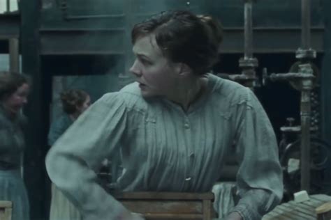 Review: ‘Suffragette’ leaves the glamour behind in revealing the struggle for women’s suffrage ...