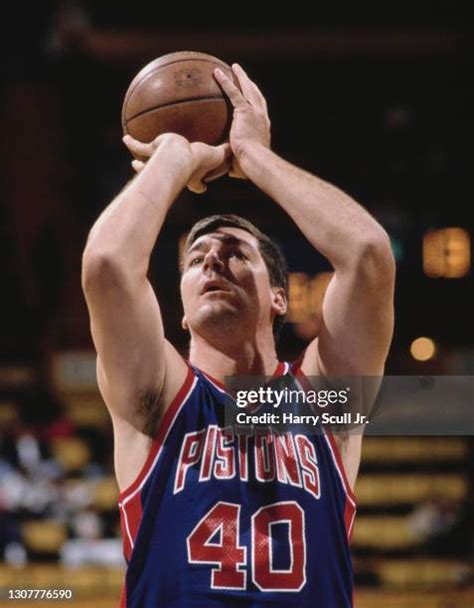 Bill Laimbeer Photos and Premium High Res Pictures - Getty Images