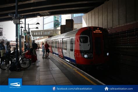 London Underground Circle Line & Northern Line from London Paddington to Hendon Central by Train ...