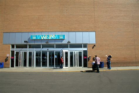 West Edmonton Mall — Entrance 50 | Simon Law | Flickr