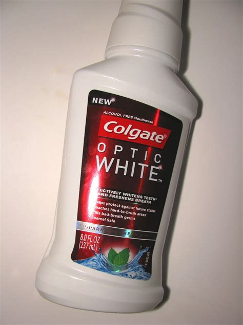 The Beauty Alchemist: Colgate Optic White Mouthwash