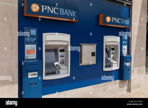 PNC Bank ATM Stock Photo, Royalty Free Image: 73069226 - Alamy