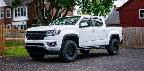 Modding The Chevy Colorado Z71 Into A Capable Off-Road Truck